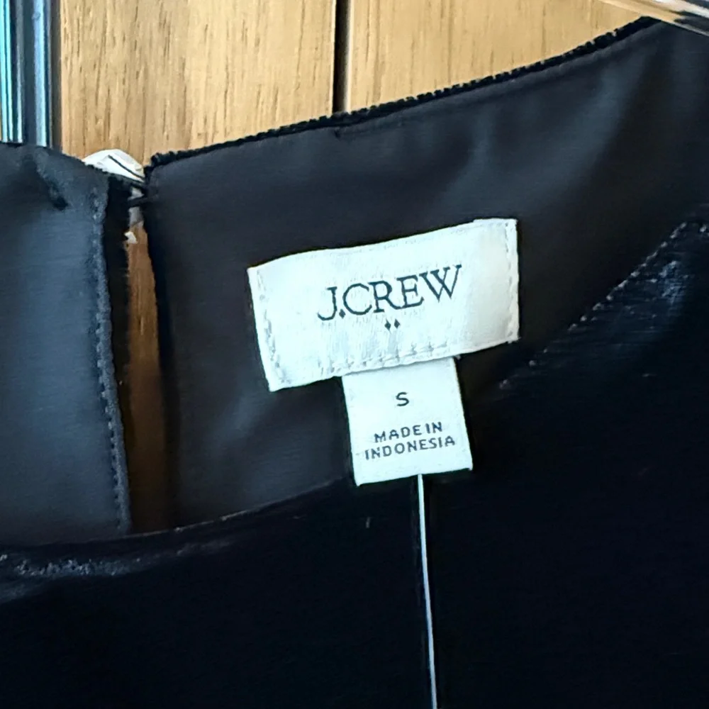 J. CREW Velvet puff-sleeve Sheer Long Sleeve top Black Color size Small NWT